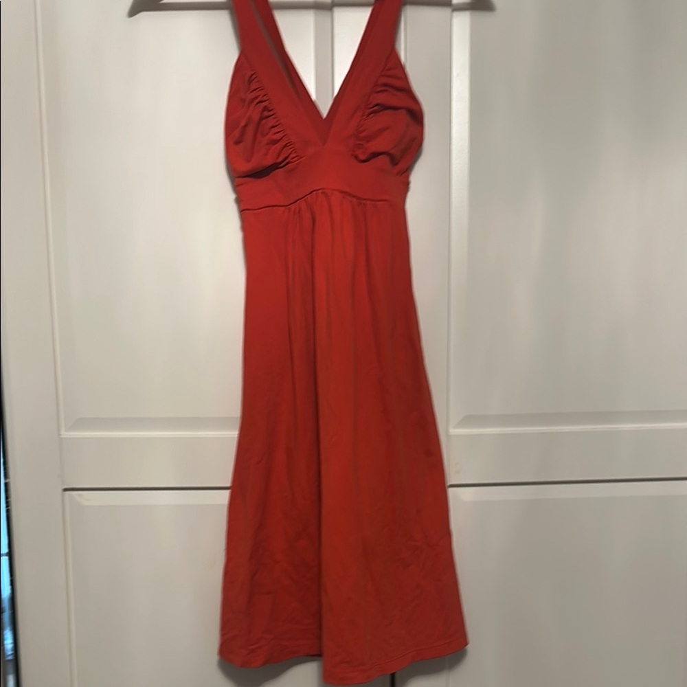 Elegant Red Sleeveless Dress